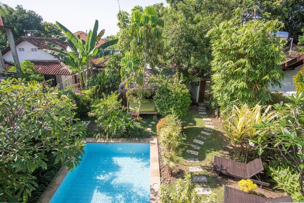 Villa Bougenville Yogyakarta Exterior photo