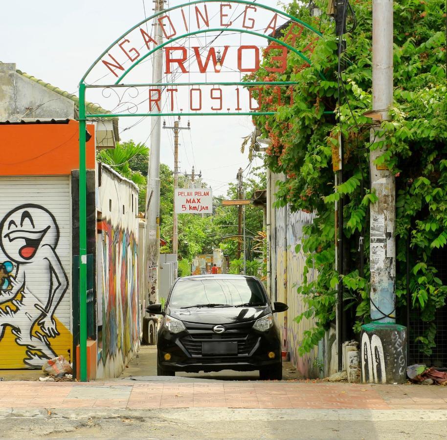 Villa Bougenville Yogyakarta Exterior photo